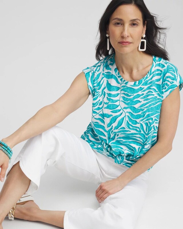 Palm Print Knot Front Tee - image 2
